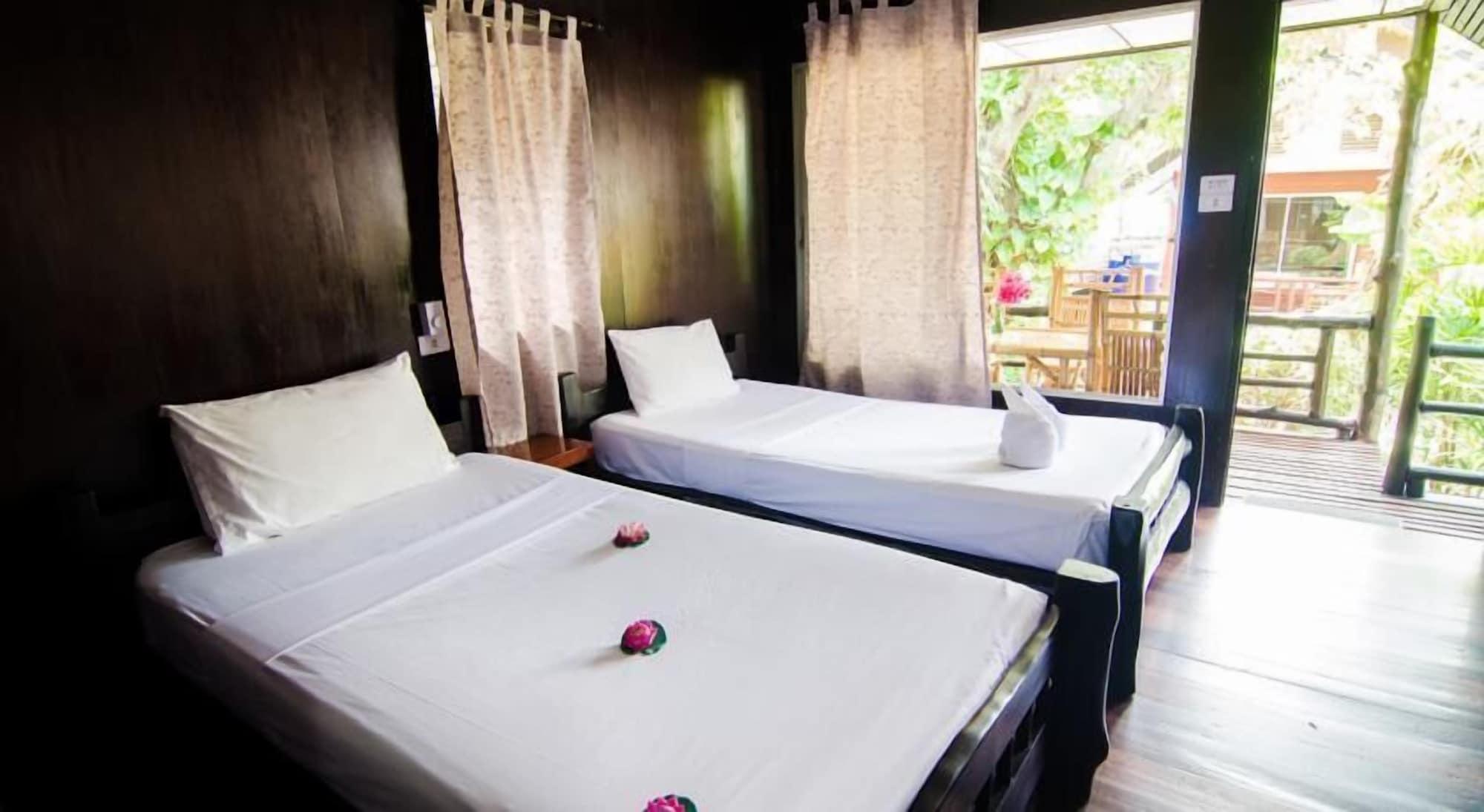 Sea Garden Hostels Хаад Рин Экстерьер фото