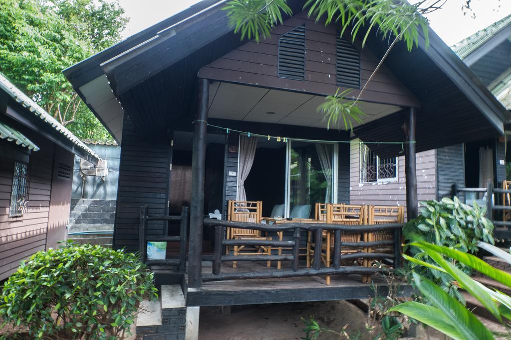 Sea Garden Hostels Хаад Рин Экстерьер фото