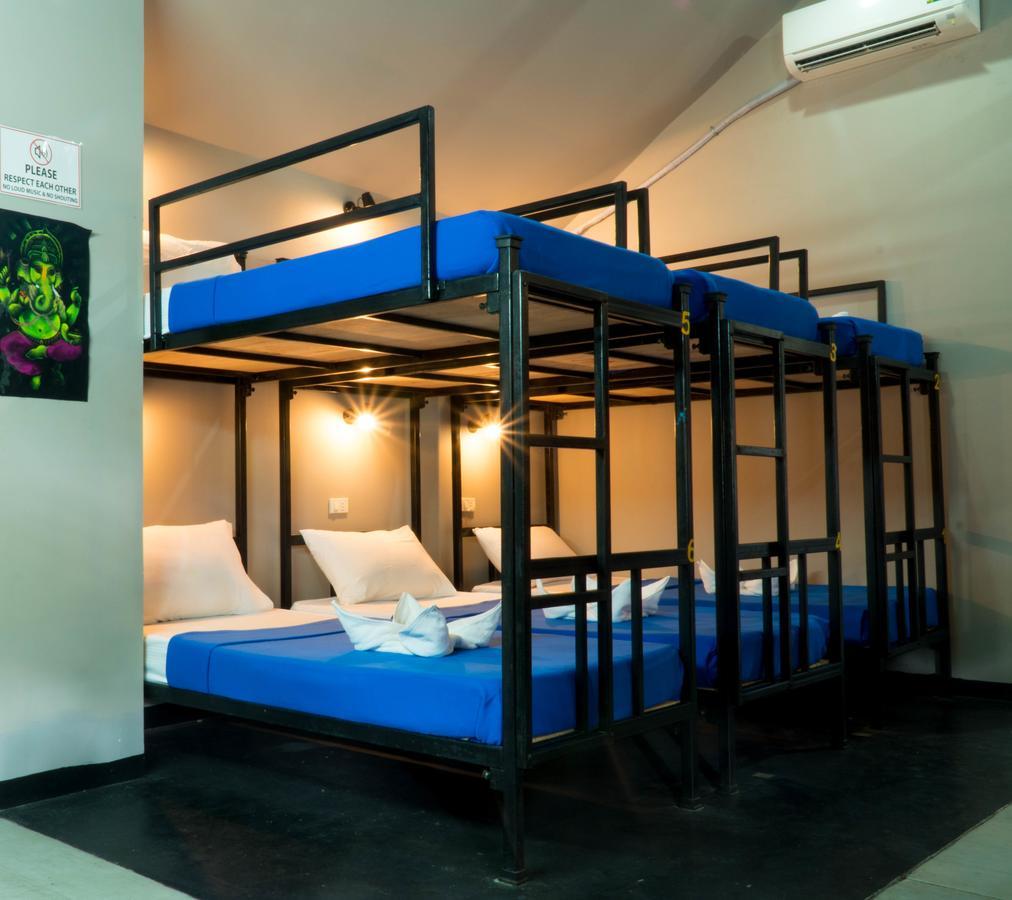 Sea Garden Hostels Хаад Рин Экстерьер фото