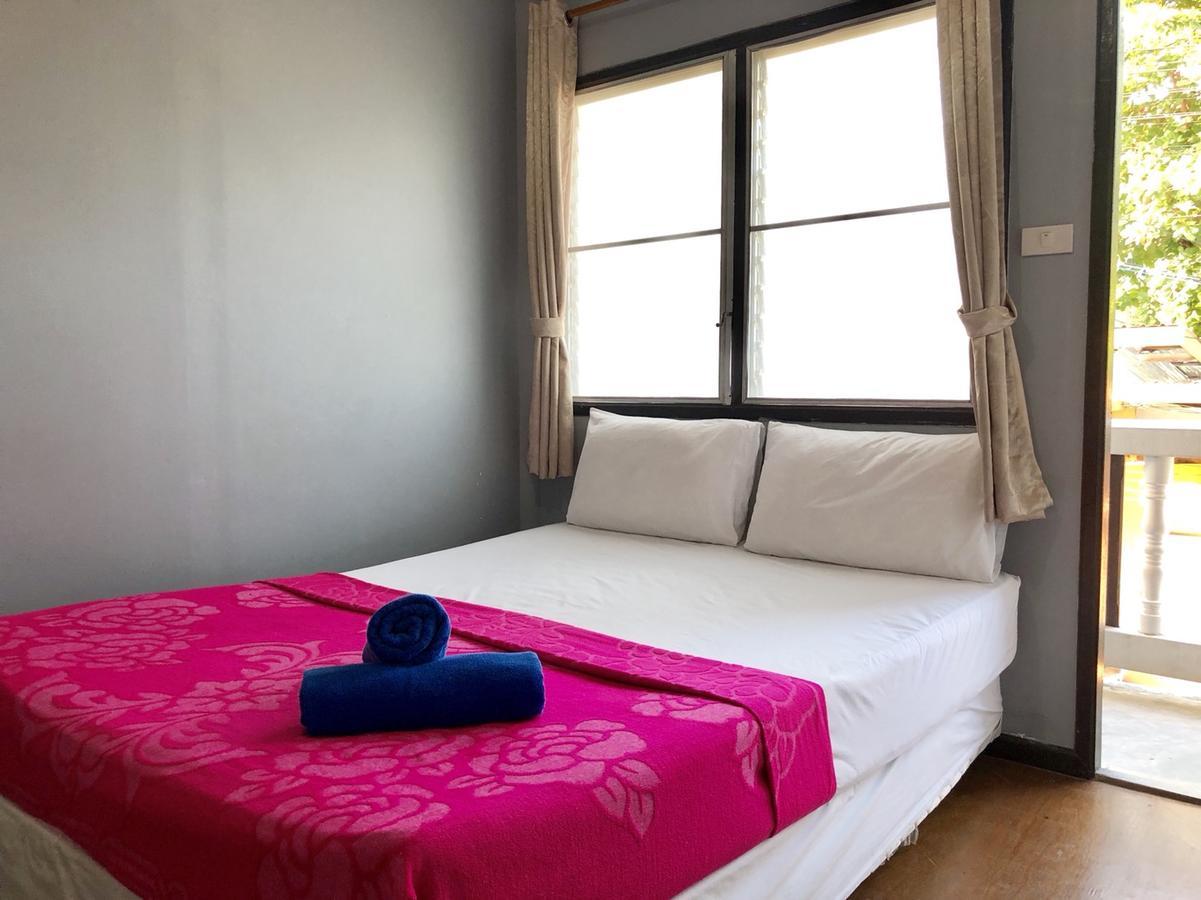 Sea Garden Hostels Хаад Рин Экстерьер фото